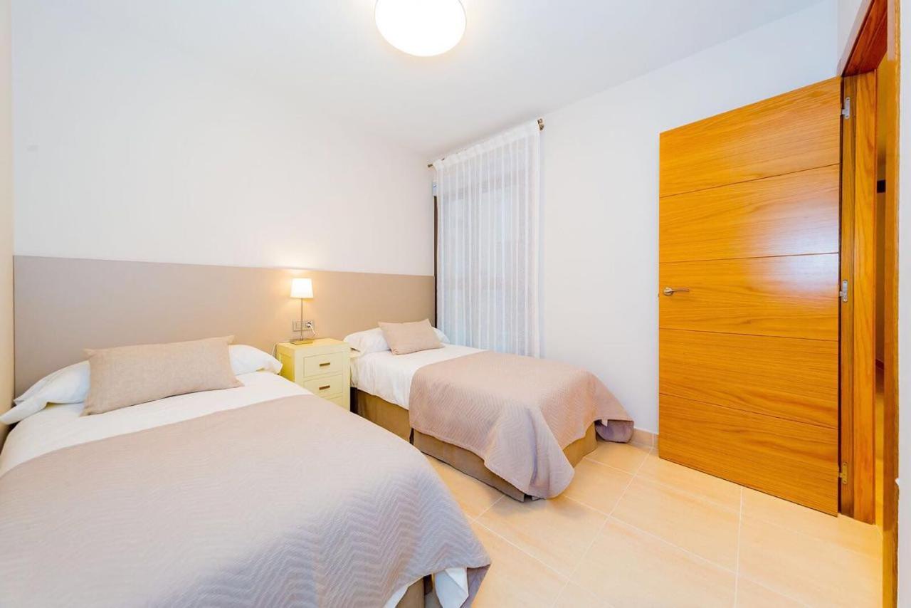 Luxury Seaside Apartment Torrevieja Exterior photo